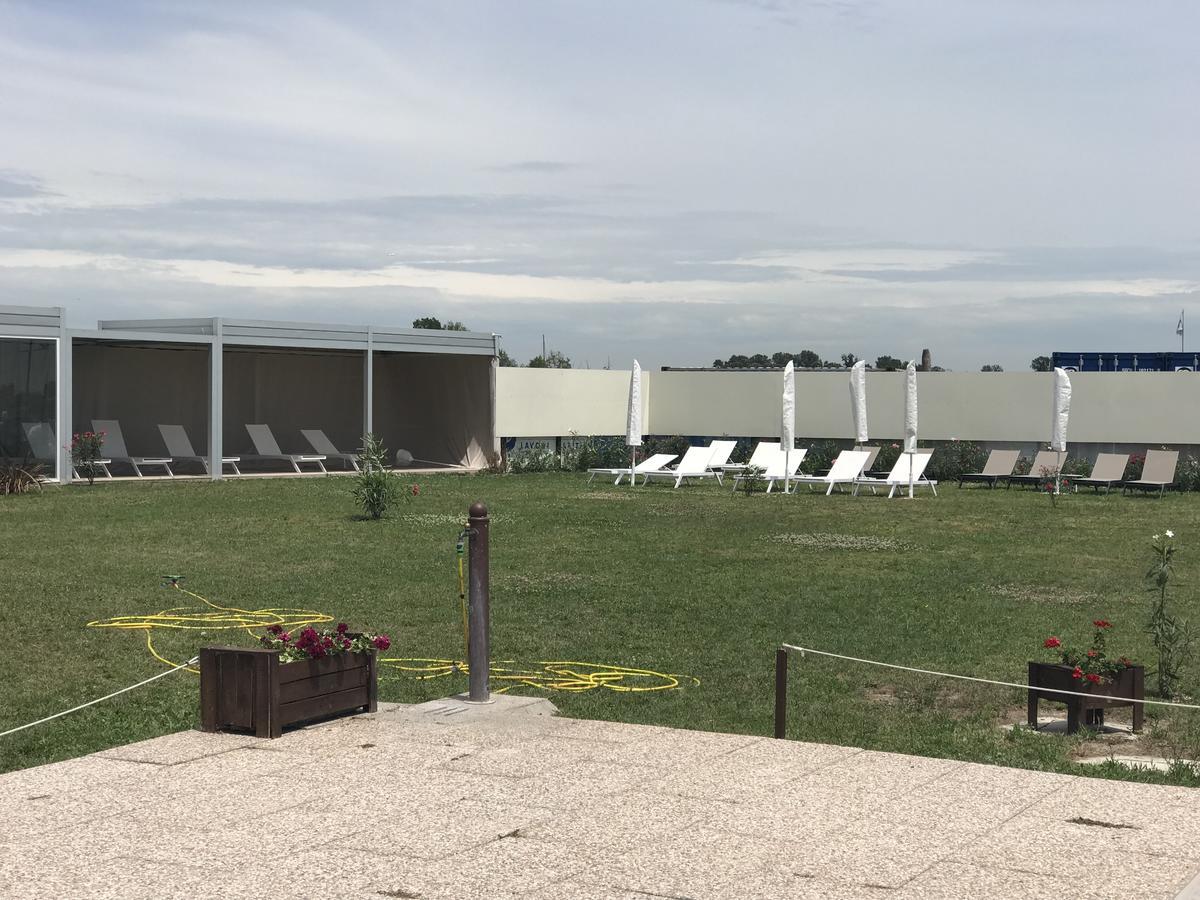 Hotel Bed&Boat Eolo 3 Venecia Exterior foto